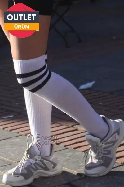 Siyah Çizgili Beyaz Dizüstü Kadın Çorap