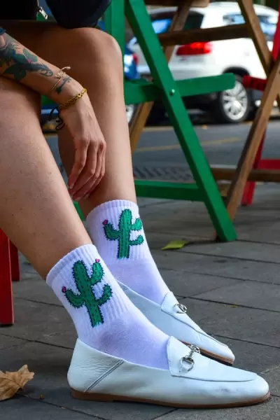 Love İs Kaktüs White Desenli Atletik Kadın Çorap