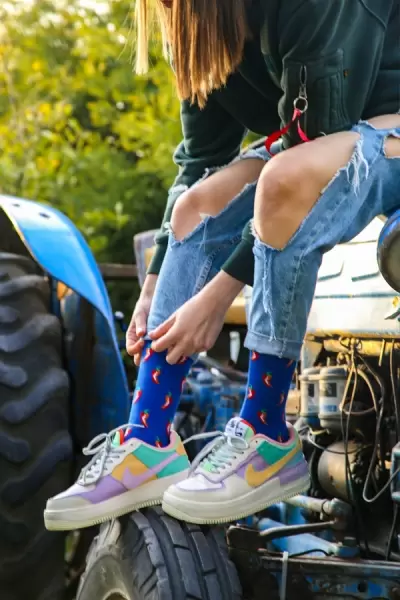 Biber Renkli Kadın Çorap